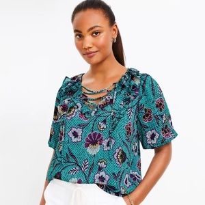 NWT Loft Laced up Ruffle top, size Extra Small